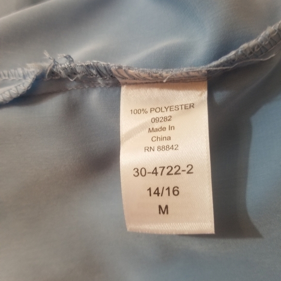 NWOT Only Necessities button up blouse - Picture 5 of 5